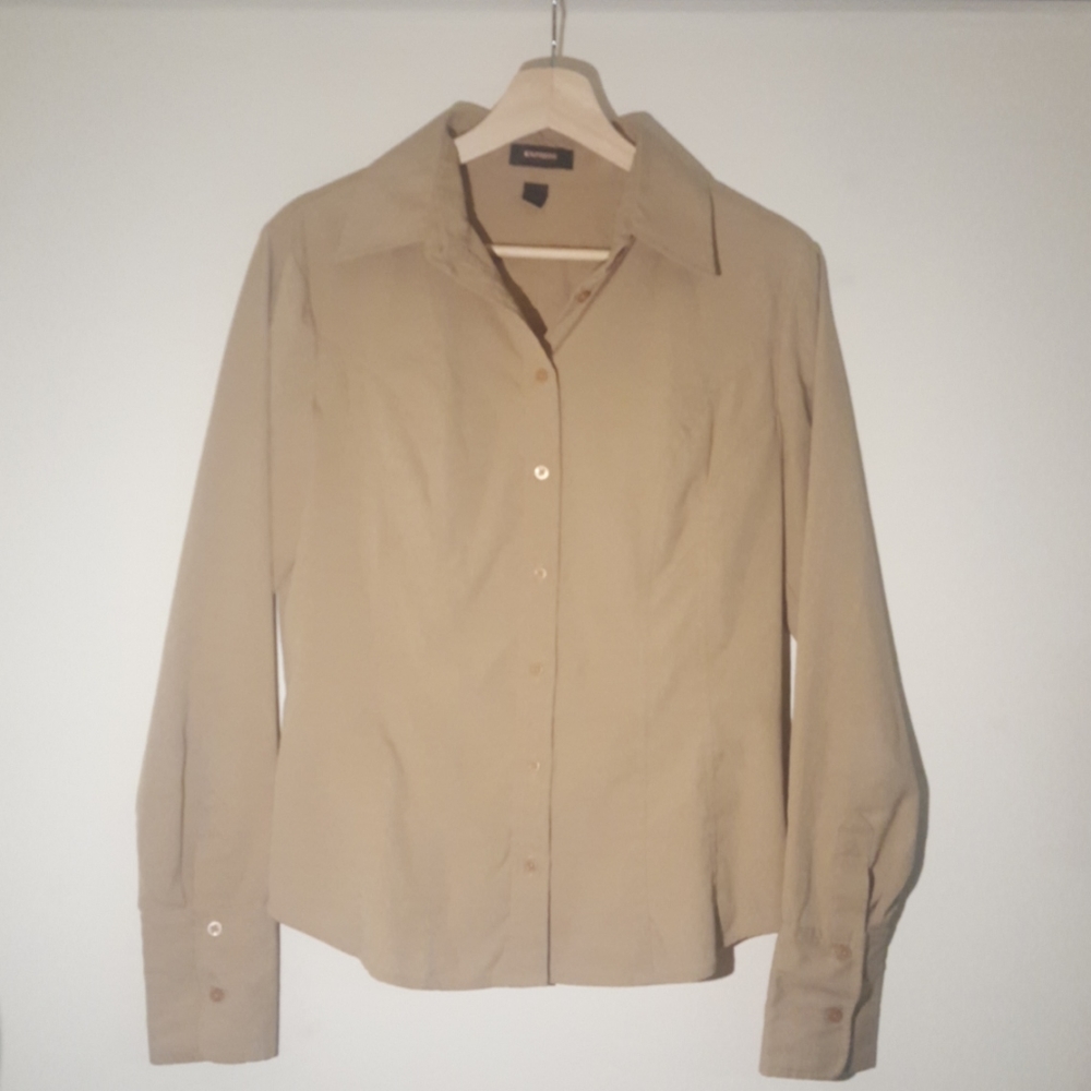Express Stretch fitted dress shirt in camel color